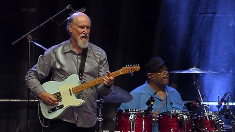Linka 10/10 John Scofield — náhled dílu v iVysílání České televize